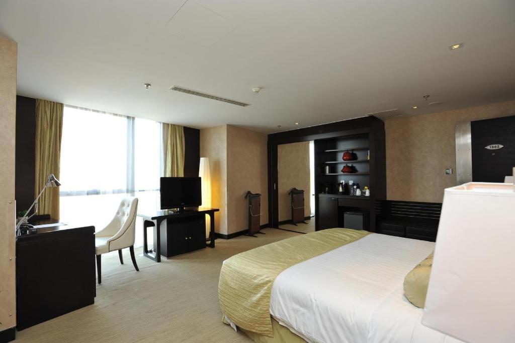 China National Convention Center Grand Hotel Пекин Екстериор снимка