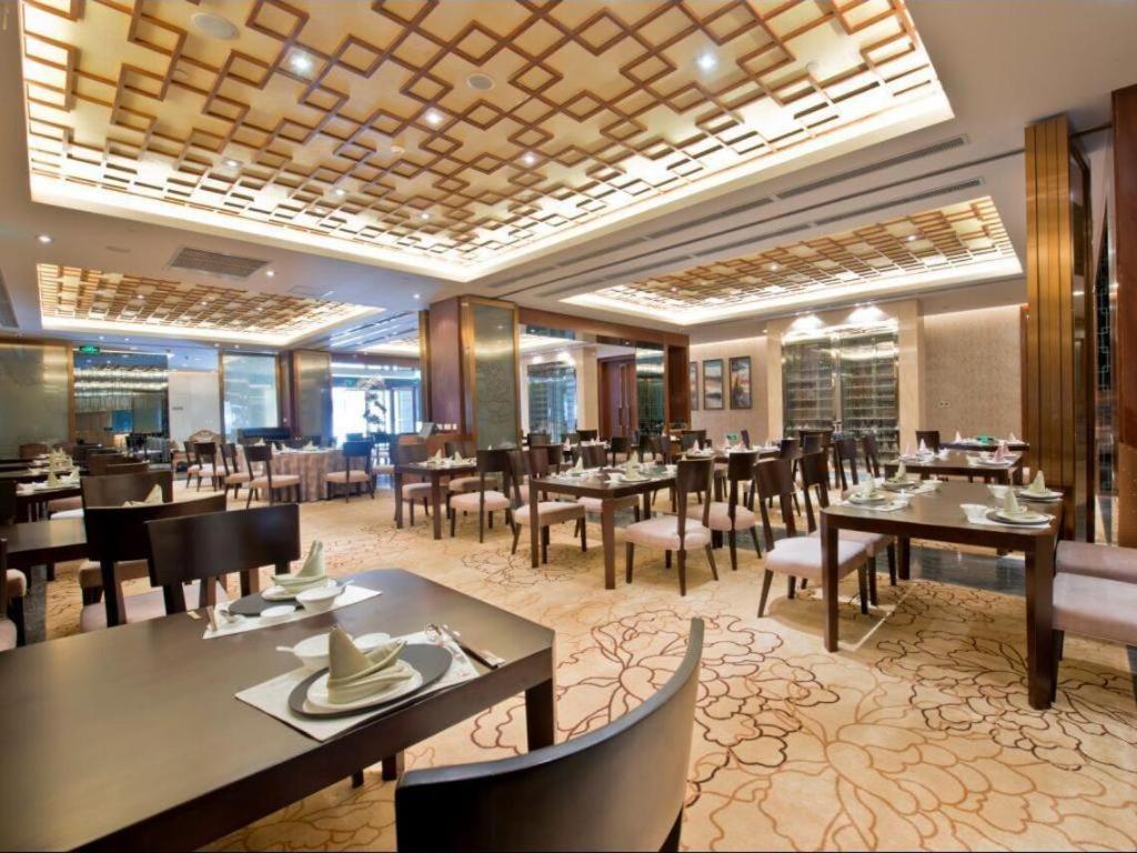 China National Convention Center Grand Hotel Пекин Екстериор снимка